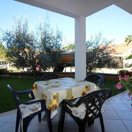 Ferienwohnung In Mit Grill, Terrasse Und Garten شقة بوريتش
